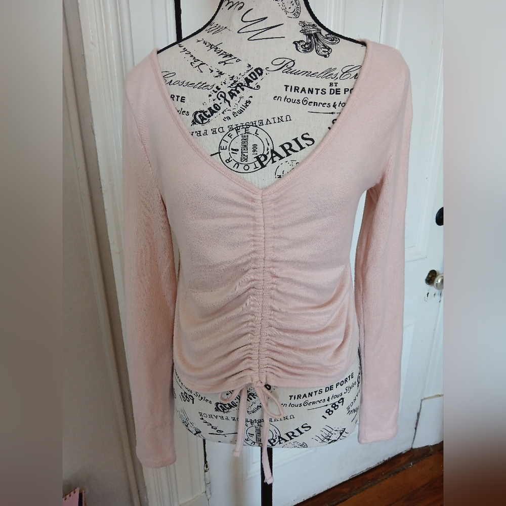 long-sleeved top